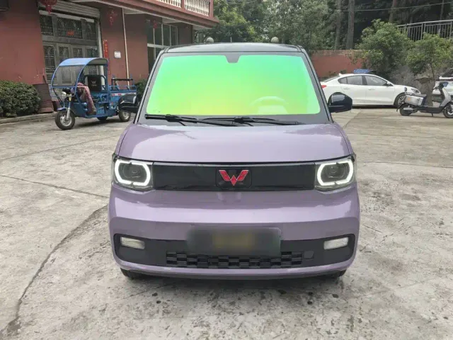 Wuling Hongguang Mini EV — Фото автомобиля 9
