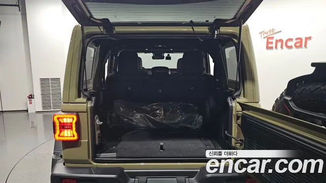 Jeep Wrangler Wrangler (JL) — Фото автомобиля 29