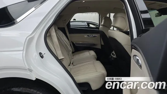 Genesis GV70 2.5T Бензин AWD — Фото автомобиля 10