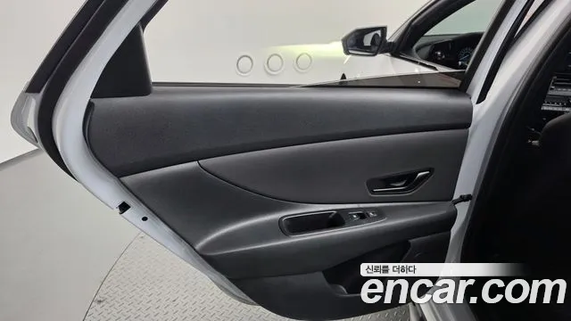 Hyundai Avante CN7 — Фото автомобиля 24