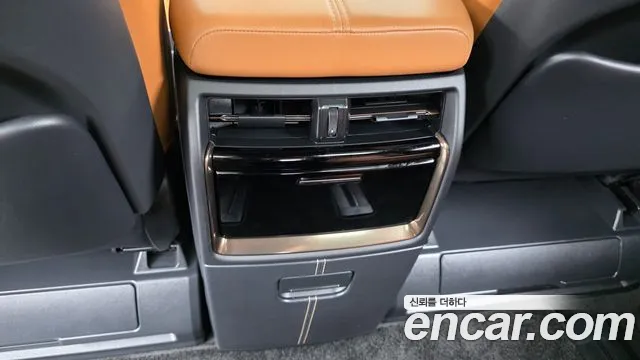 Toyota Alphard — Фото автомобиля 27