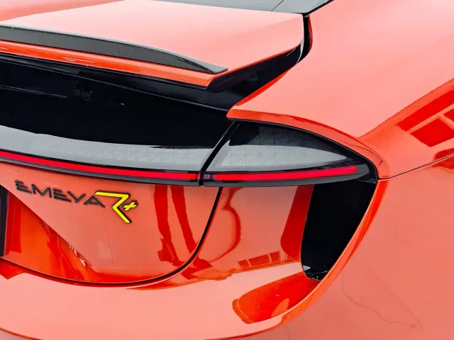 Lotus Emeya — Фото автомобиля 7
