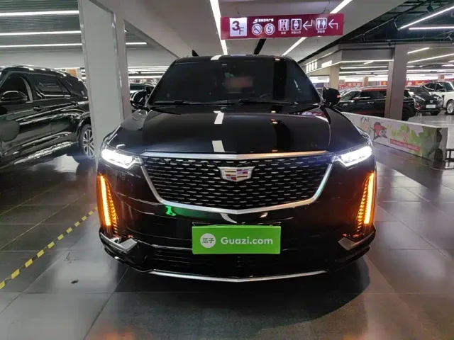 Cadillac XT6 — Фото автомобиля 2