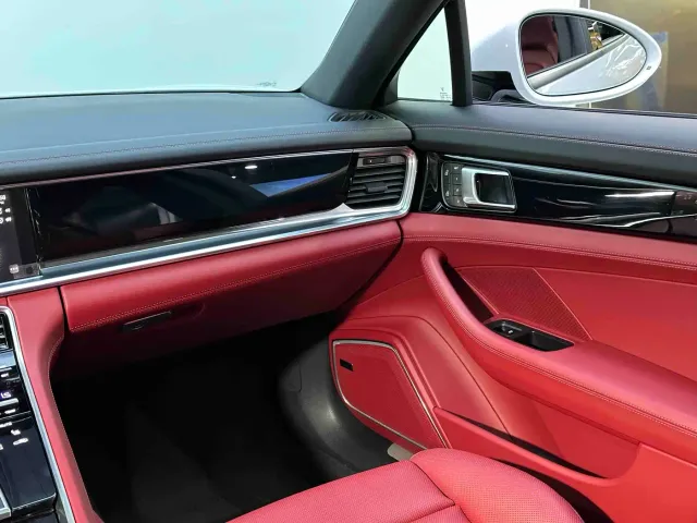 Porsche Panamera — Фото автомобиля 21