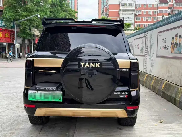 Tank 500 EV — Фото автомобиля 8