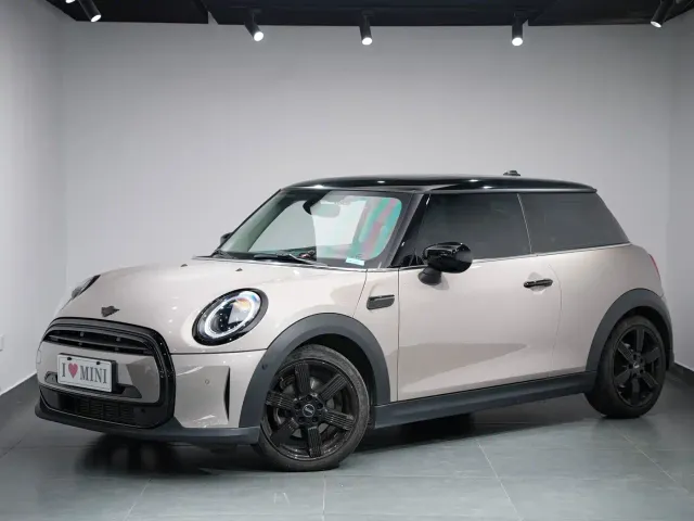 Фотография автомобиля — MINI Hatch