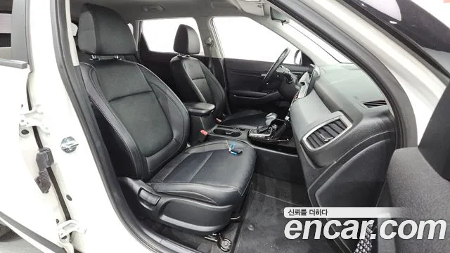 Kia Seltos — Фото автомобиля 16