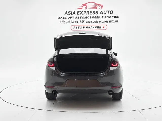 Mazda Axela — Фото автомобиля 5