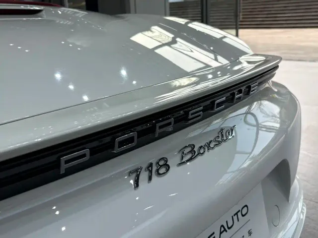 Porsche 718 — Фото автомобиля 9