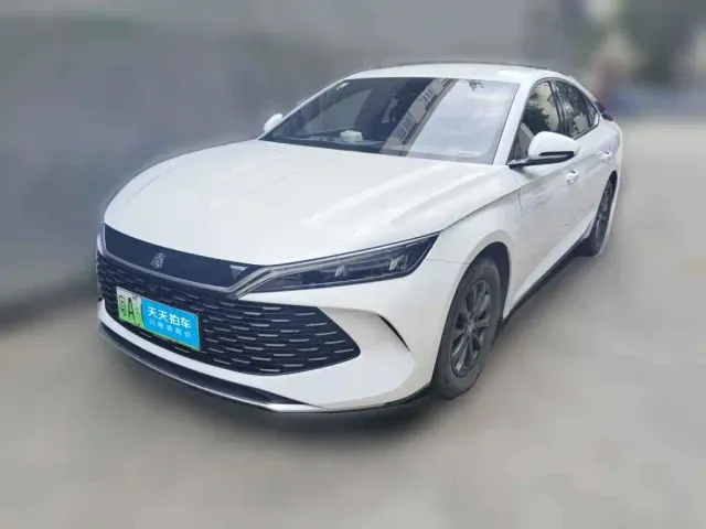 Фотография автомобиля — BYD Qin L