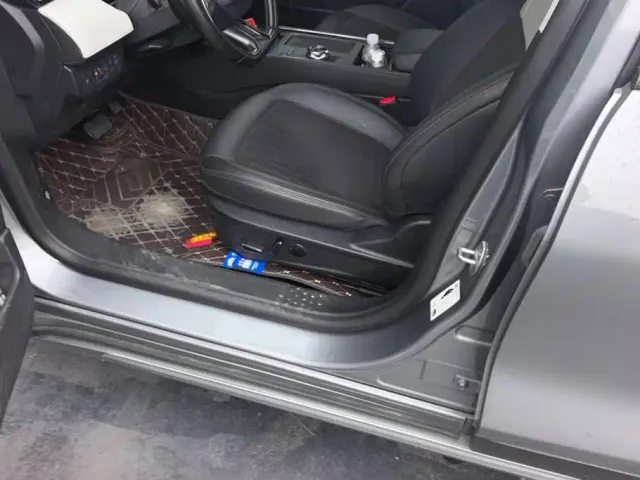 Ford Mondeo — Фото автомобиля 9