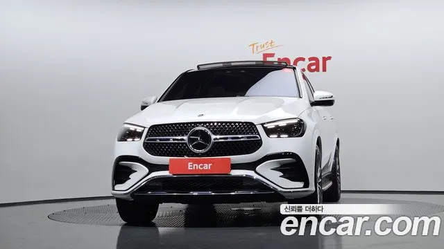 Mercedes-Benz GLE-Class — Фото автомобиля 3