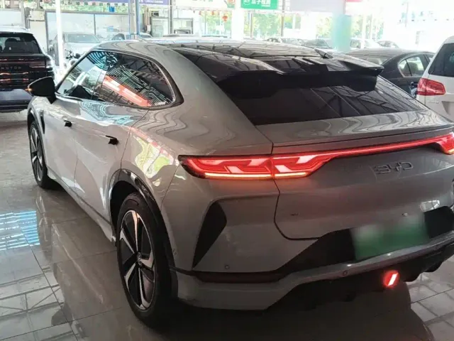 BYD Song L EV — Фото автомобиля 4