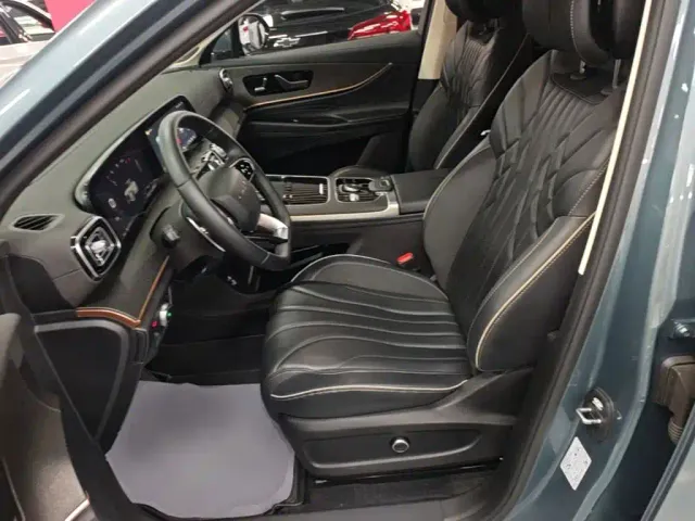Chery Tiggo 9 — Фото автомобиля 10