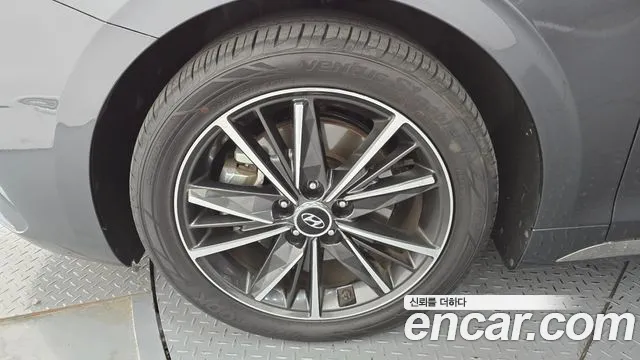 Hyundai Grandeur Новый Grandeur IG 3.0 LPi (Для проката) — Фото автомобиля 5