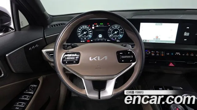 Kia K8 — Фото автомобиля 12