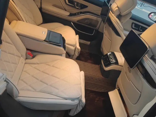 Mercedes-Benz Maybach S-Class — Фото автомобиля 8