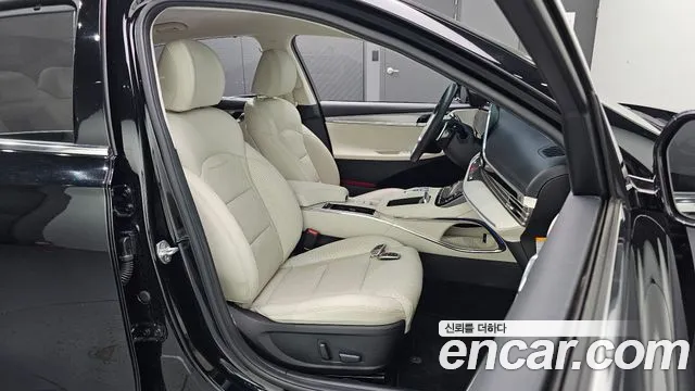 Hyundai Grandeur Grandeur (New) Hybrid — Фото автомобиля 16