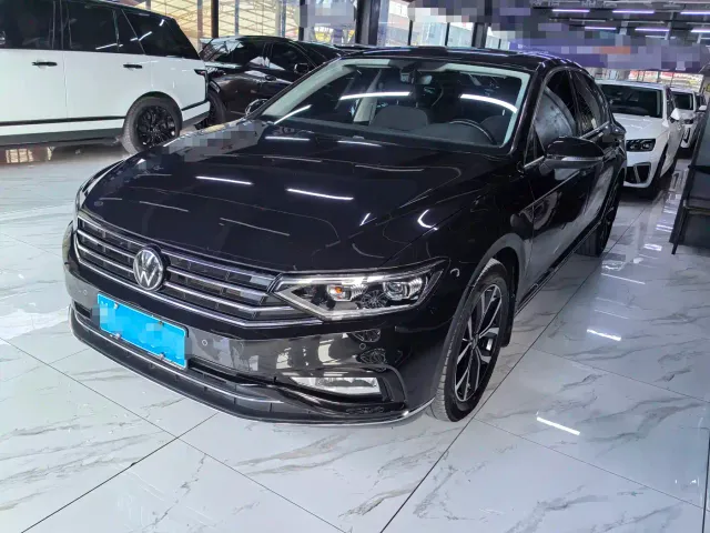 Фотография автомобиля — Volkswagen Magotan