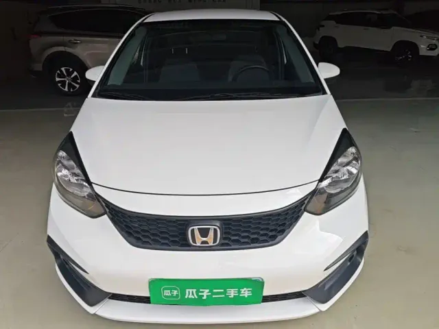 Honda Fit — Фото автомобиля 2
