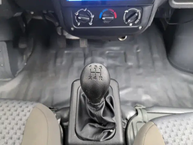 Wuling Motors Wuling Zhiguang 2020 1.2L Van Utility China VI 5-seat LSI — Фото автомобиля 13