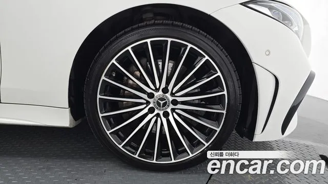 Mercedes-Benz CLS-Class — Фото автомобиля 19