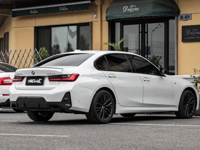 BMW 3 Series — Фото автомобиля 7