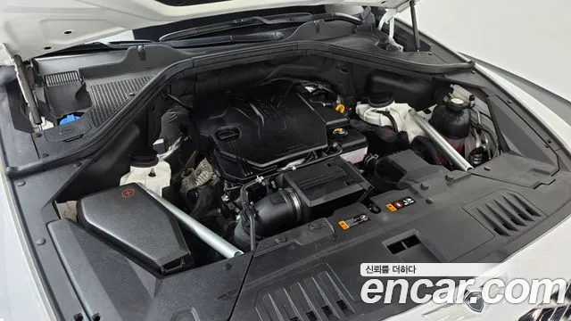 Genesis GV80 — Фото автомобиля 9