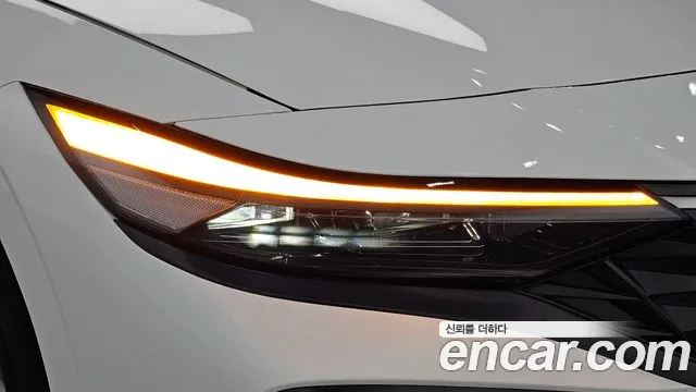 Hyundai Avante CN7 — Фото автомобиля 7