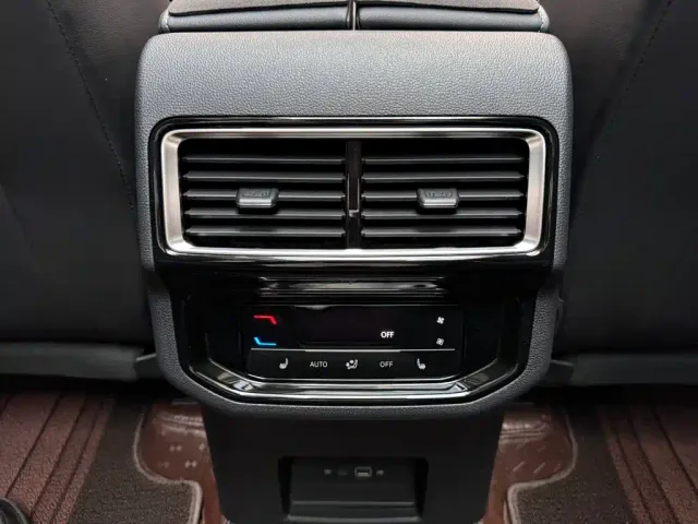 Volkswagen Teramont — Фото автомобиля 15