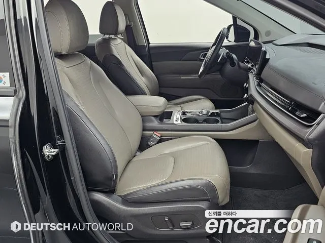 Kia Carnival Generation 4 — Фото автомобиля 10