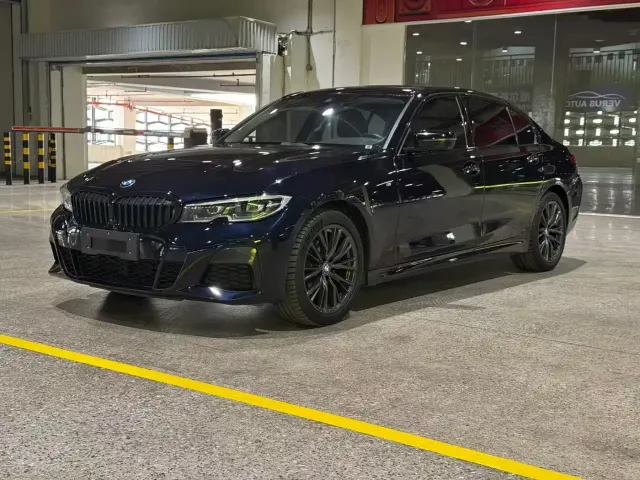 Фотография автомобиля — BMW 3 Series