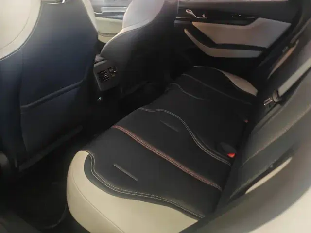 BYD Qin PLUS — Фото автомобиля 11