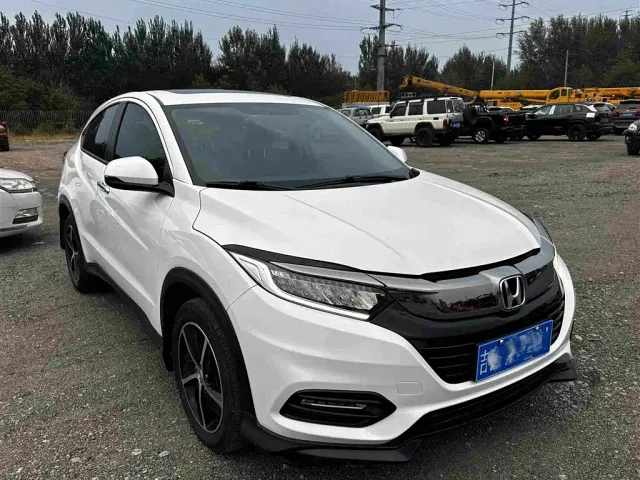 Honda Vezel — Фото автомобиля 3