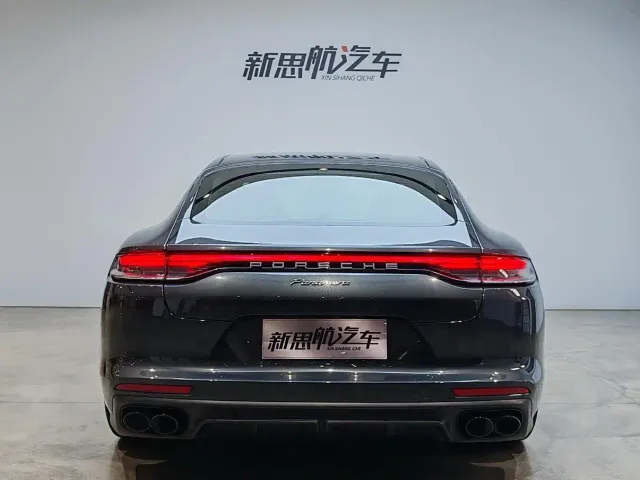 Porsche Panamera — Фото автомобиля 3