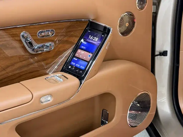 Maextro S800 — Фото автомобиля 2