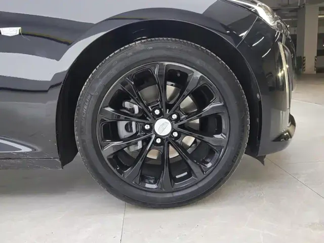 Cadillac CT5 — Фото автомобиля 6