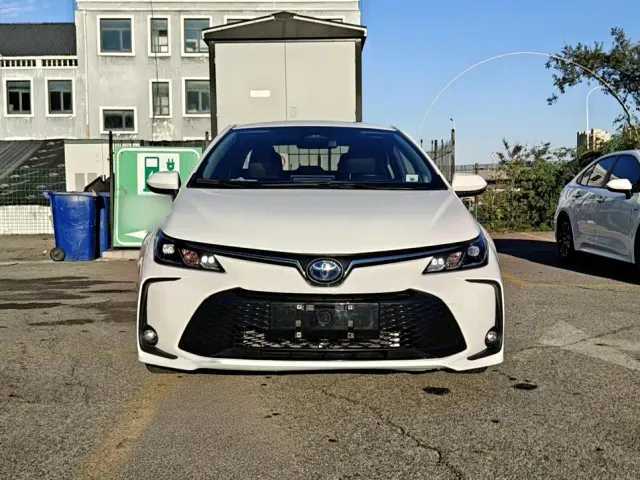 Toyota Corolla — Фото автомобиля 2