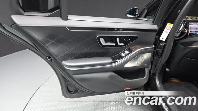 Mercedes-Benz S-Class W223 — Фото автомобиля 14