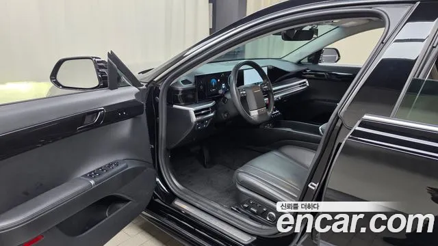 Hyundai Grandeur GN7 — Фото автомобиля 15