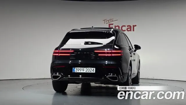 Genesis GV70 2.5T Бензин AWD — Фото автомобиля 2