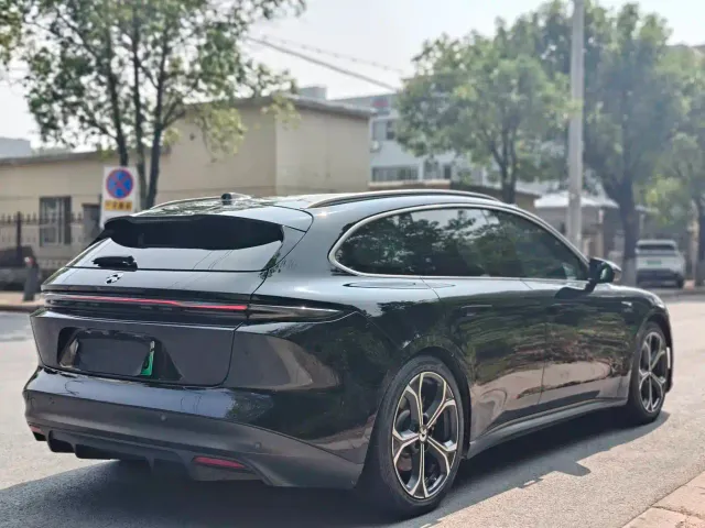 Nio ET5 Touring — Фото автомобиля 11
