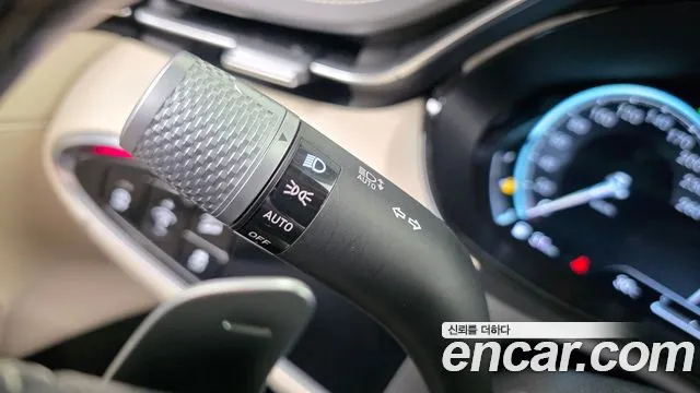 Genesis GV70 2.5T Бензин AWD — Фото автомобиля 26