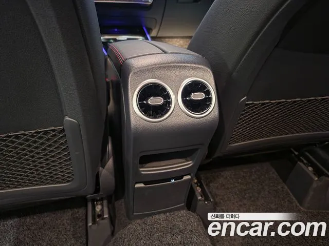Mercedes-Benz GLA-Class H247 — Фото автомобиля 15
