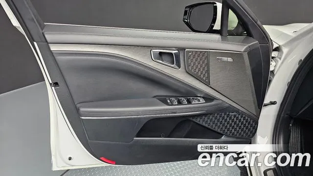 Kia K8 K8 (New) Hybrid — Фото автомобиля 24