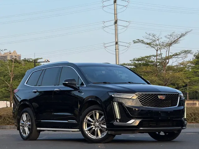 Cadillac XT6 — Фото автомобиля 2