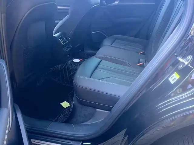 Audi Q5L — Фото автомобиля 4