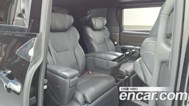 Toyota Alphard — Фото автомобиля 23