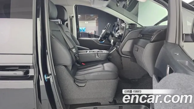 Hyundai Staria Staria L3.5 Tourer 9 мест — Фото автомобиля 25
