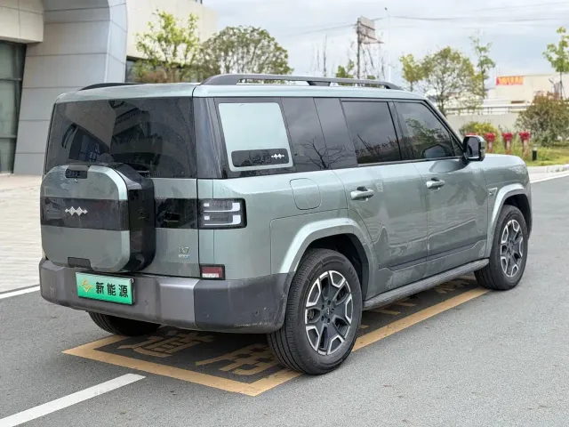 BYD FangChengBao Titanium 7 — Фото автомобиля 17